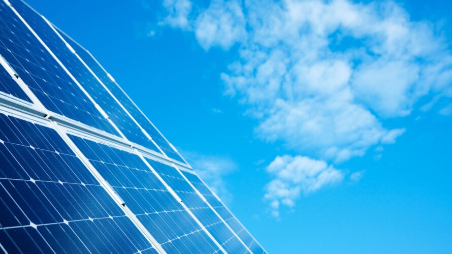 太陽光発電は儲かるか？